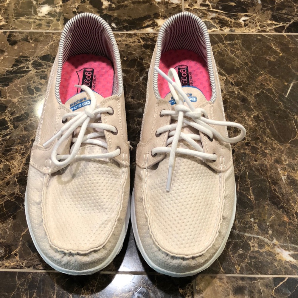 Skechers shoes